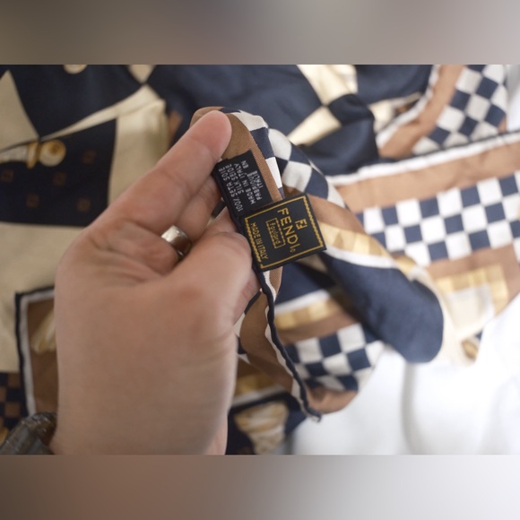 Fendi chessboard pattern silk scarf - Picture 7 of 7